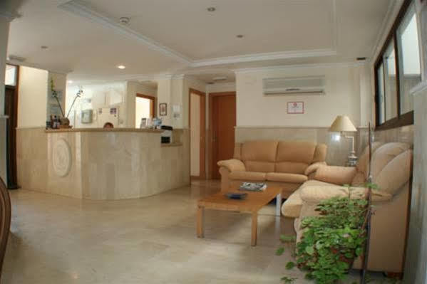 Hostal Margarita La Línea de la Concepción 외부 사진